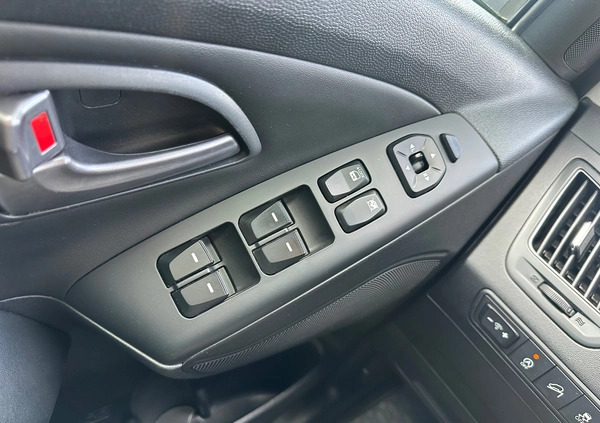 Hyundai ix35 cena 45900 przebieg: 179662, rok produkcji 2013 z Koło małe 529